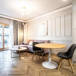 Vipwarsawapartments Amber Mennica Warschau